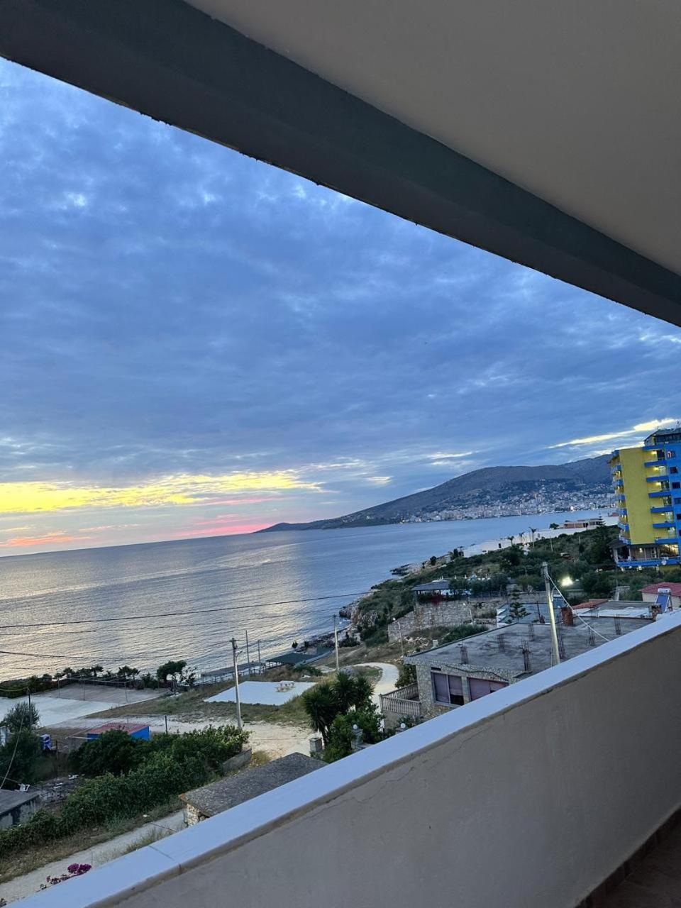 Kenza Apartments Саранда Екстер'єр фото