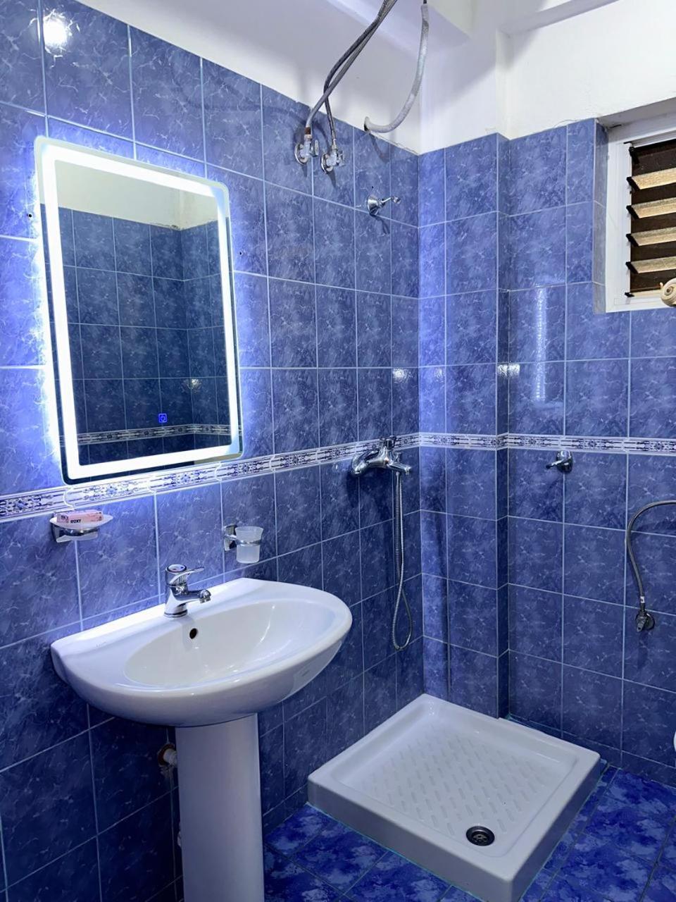 Kenza Apartments Саранда Екстер'єр фото